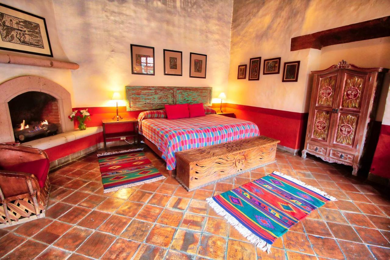 Hotel Casa Encantada Pátzcuaro Buitenkant foto