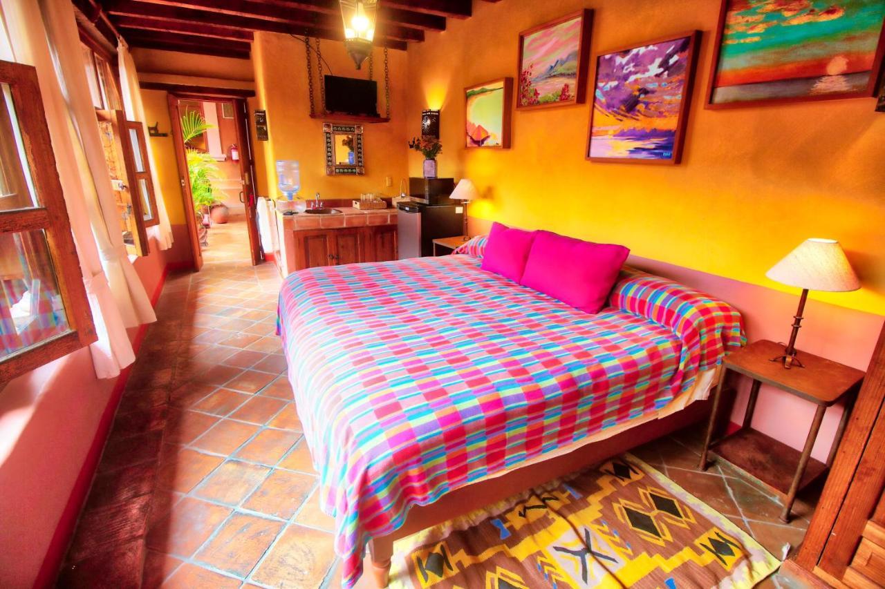 Hotel Casa Encantada Pátzcuaro Buitenkant foto