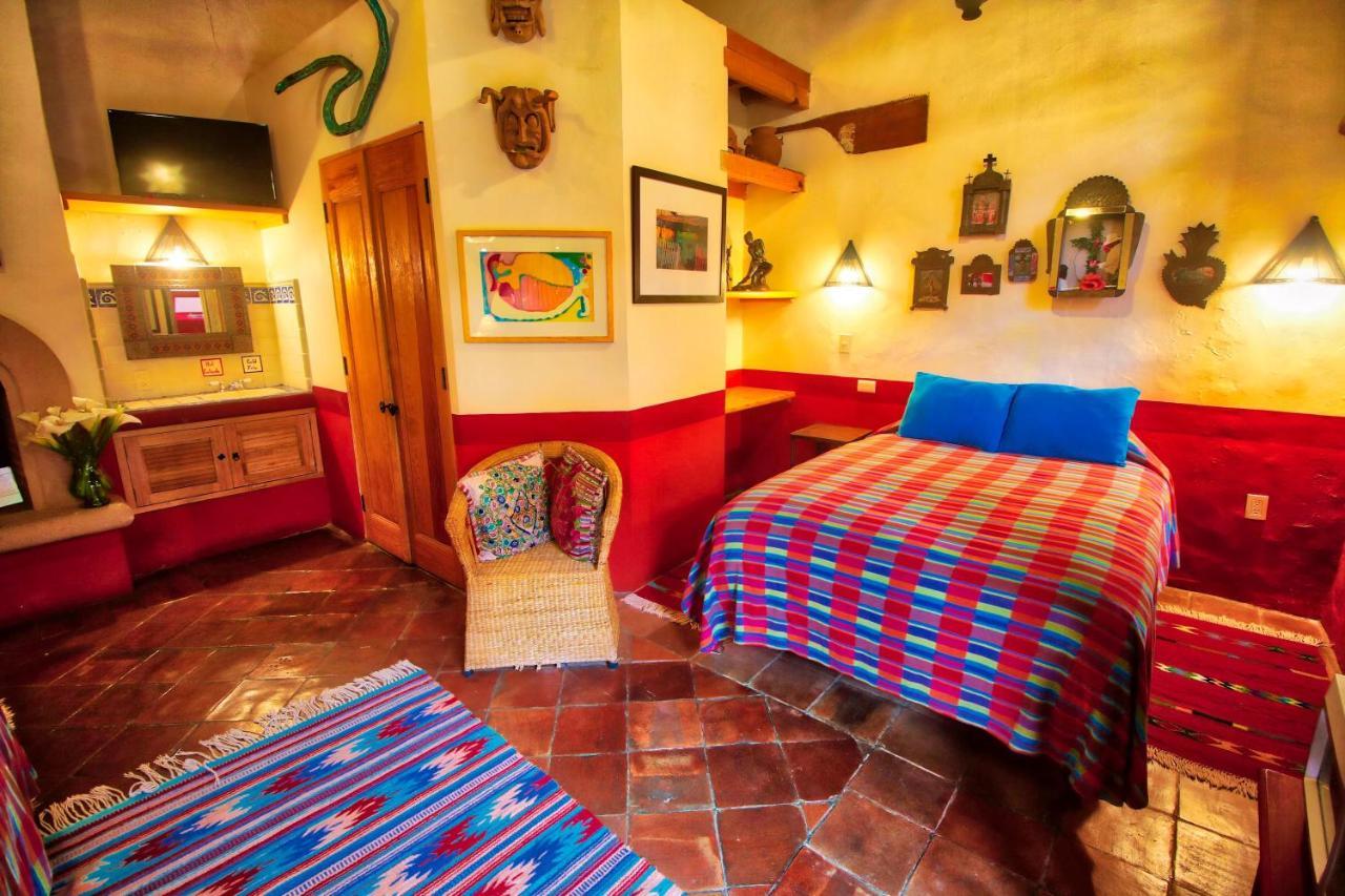 Hotel Casa Encantada Pátzcuaro Buitenkant foto