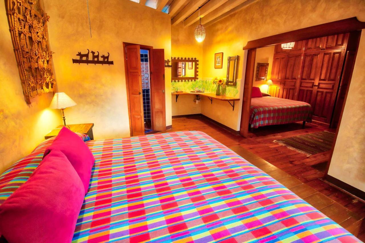 Hotel Casa Encantada Pátzcuaro Buitenkant foto