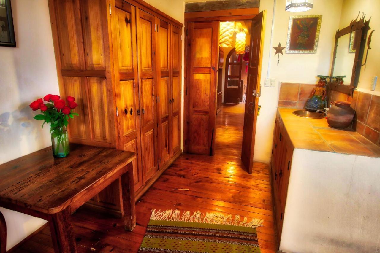 Hotel Casa Encantada Pátzcuaro Buitenkant foto
