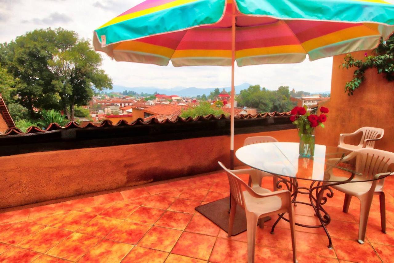 Hotel Casa Encantada Pátzcuaro Buitenkant foto